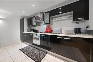 NEW Cosy Excel 1 Bedroom Apartment