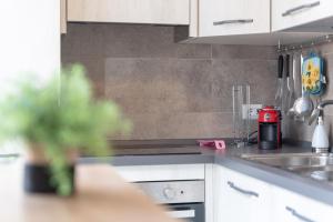 Gaura Apartment img11