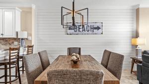 The Shore Break by AvantStay Gulf Front Pool