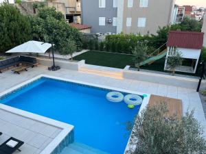 heated pool apartment KaLeGa