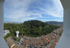 The Mark Cheras Ketumbar Hill Taman Cannaught