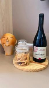 AQ210-Belíssimo Flat p5 pessoas,1 quadra do mar