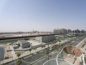 The Comfort Cove Studio in Azizi Riviera 32