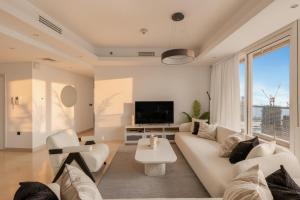 Stunning 2 Bedroom Apartment in Dubai Marina