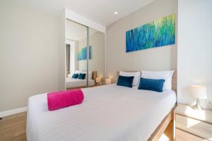 2BR Apt 2510 Gem Resort near Bangtao Beach