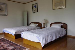 修遊館 札幌から40分 最大8名 トイレ3個 風呂2個 駅から徒歩5分 駐車場6台 ペットok