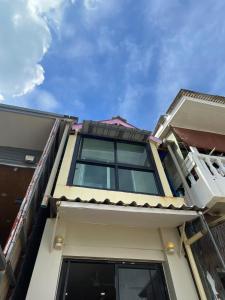 Noahs Ark Beachfront