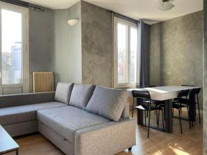 Spacious apartment with balconies Downtown