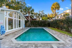 Sea Spell - 4320 Fourth Street East Beach