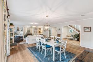 Sea Spell - 4320 Fourth Street East Beach