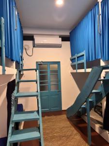 Hostel by Sri villa polwatta