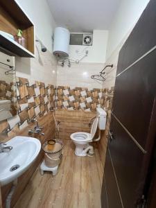 Family 1BHK Near AIG