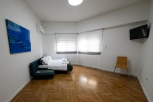 Comfy 2BR Flat in Central Athens