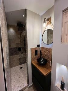 Studio aux pieds des stations de ski avec spa privé