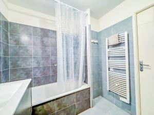 Apps standing 2 pers Parking Terrasse