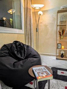 Cozy apartment, 2 min walk to train station TGV, Netflix, IPTV, AC, Quiet