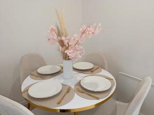 1Ch-4pers-Parking-Accès Paris-Patio Privé