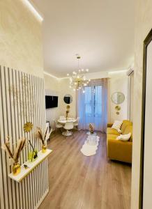 Central District Flat