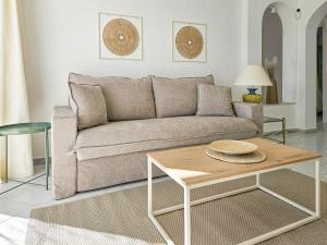 Garden apartment in Monte B, Miraflores