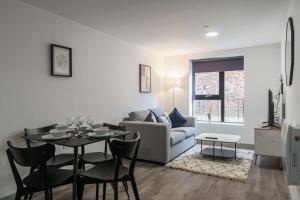 Contemporary 1 Bed Apartment in Liverpool Centre