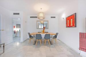 Ático Duplex Marbella Los Naranjos by DolmenGroup