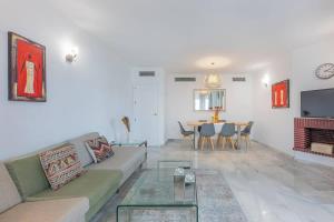 Ático Duplex Marbella Los Naranjos by DolmenGroup