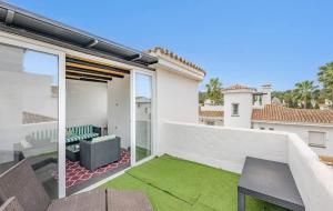 Ático Duplex Marbella Los Naranjos by DolmenGroup