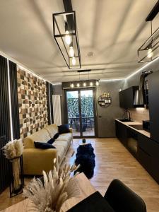 Isola Garden Design House