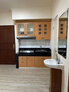 The Amber Suite near Central Park Mall Jakarta