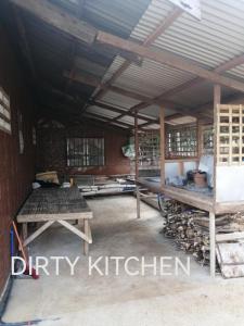 Blue house Oceanview