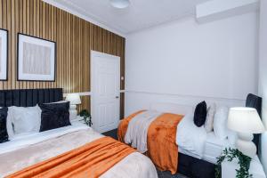 Modern 3BR House in Liverpool - Garden