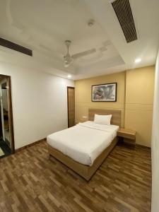 Hotel KC Cross Road Panchkula