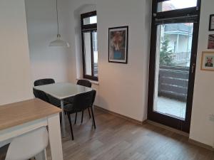 Geräumige Stadtwohnung mit Balkon