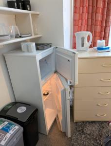 City Vacations Kettering town Double Room available for short & longer stays