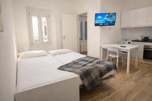 Cozy studio in the heart of Mentons old town