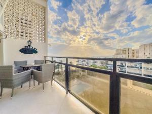 Skol 408A 2 Bedrooms Duplex with Sea Views