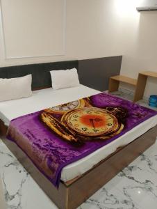 Guest room near Kashi Vishwanath n ganga ghat