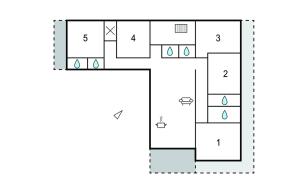 5 Bedroom Stunning Apartment In Trappeto