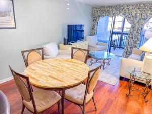 Tilghman Beach and Racquet Club 170