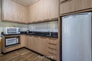 Casa c Churrasq. a 700m da Praia JSE0382