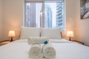 Prestigious 2BR with nice View of Marina Dubai