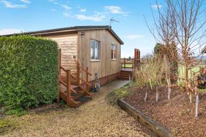 2 Bed in Coaley oc-s34729