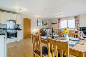 2 Bed in Coaley oc-s34729