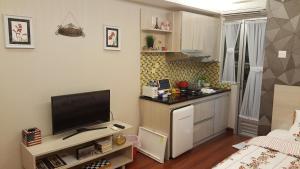 Papilukas Room Kalibata City - Studio Silver