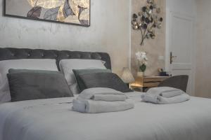 Piazza del Popolo - The Heart of Rome