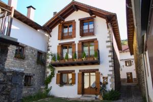 Vasaras māja Casa Rural Tamborin Ezc&aacute;roz Spānija