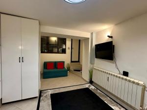 Heart of Sofia Chic Studio steps from Vitosha Blvd