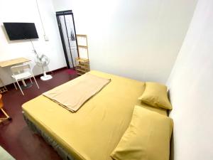 J&T House And Friends