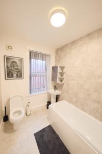 Home near Leeds City Centre & St James hospital