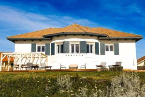Unique - Superbe villa 1ère ligne Océan